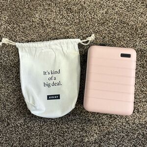 Away Mini Suitcase Toiletry Case in Light Pink